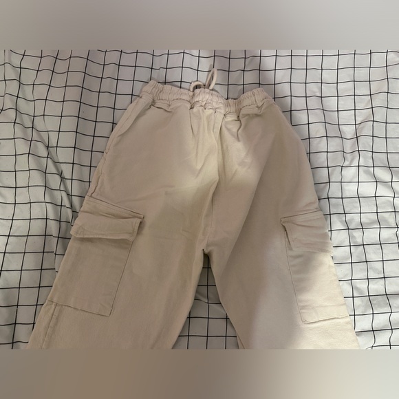 Oak & Fort Cream Coloured Cargo Pants - Picture 3 of 3